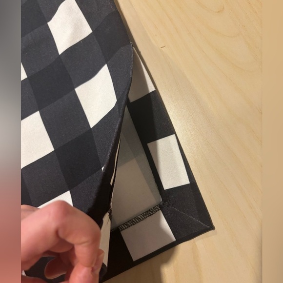 Banana Republic Monochrome Checkered Skirt (US 0) - Picture 6 of 9